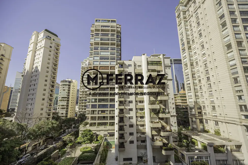 Apartamento com 3 quartos à venda, 178m2 em Itaim Bibi, São Paulo - SP - imagem 9 Foto 9 de Apartamento com 3 quartos à venda, 178m2 em Itaim Bibi, São Paulo - SP