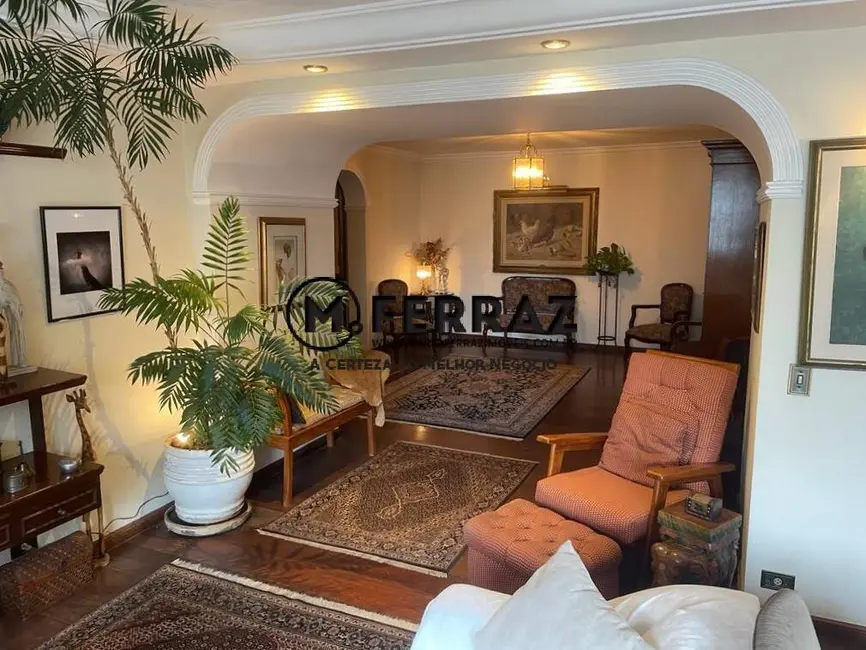 Foto 4 de Apartamento com 3 quartos à venda, 240m2 em Itaim Bibi, São Paulo - SP