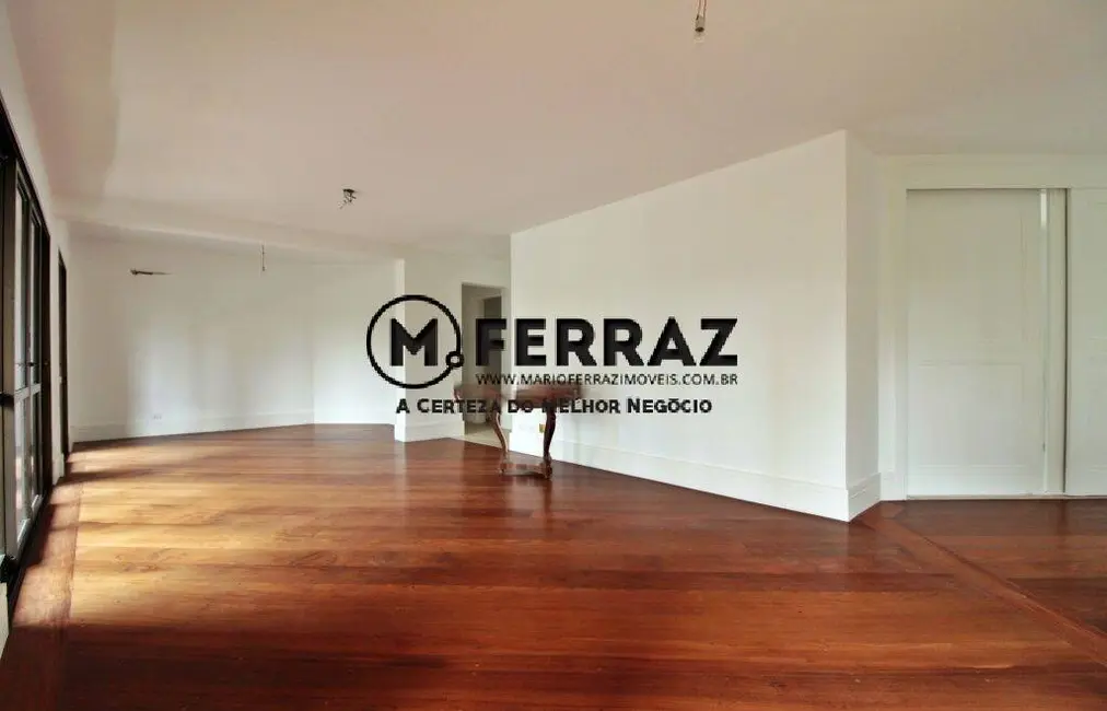 Foto 4 de Apartamento com 3 quartos à venda, 210m2 em Vila Nova Conceição, São Paulo - SP