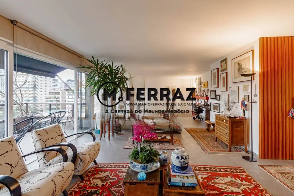 Apartamento com 2 quartos à venda, 240m2 em Jardim Europa, São Paulo - SP - imagem 1 Foto 1 de Apartamento com 2 quartos à venda, 240m2 em Jardim Europa, São Paulo - SP