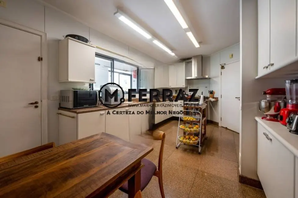 Foto 9 de Apartamento com 3 quartos à venda, 206m2 em Jardim Paulista, São Paulo - SP