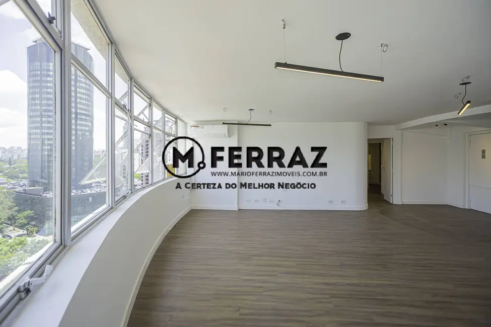 Apartamento com 3 quartos à venda, 178m2 em Jardim Europa, São Paulo - SP - imagem 2 Foto 2 de Apartamento com 3 quartos à venda, 178m2 em Jardim Europa, São Paulo - SP