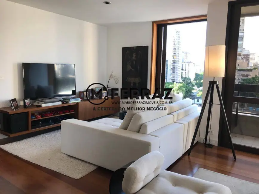 Foto 1 de Apartamento com 3 quartos para alugar, 230m2 em Itaim Bibi, São Paulo - SP