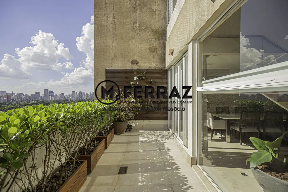 Foto 4 de Apartamento com 3 quartos à venda, 254m2 em Itaim Bibi, São Paulo - SP