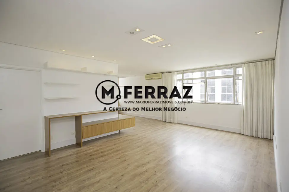 Apartamento com 3 quartos à venda, 132m2 em Jardim Europa, São Paulo - SP - imagem 1 Foto 1 de Apartamento com 3 quartos à venda, 132m2 em Jardim Europa, São Paulo - SP