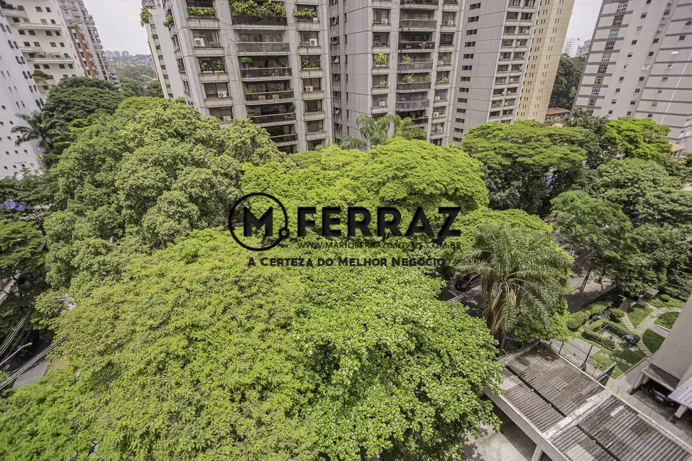 Apartamento com 3 quartos à venda, 132m2 em Jardim Europa, São Paulo - SP - imagem 2 Foto 2 de Apartamento com 3 quartos à venda, 132m2 em Jardim Europa, São Paulo - SP