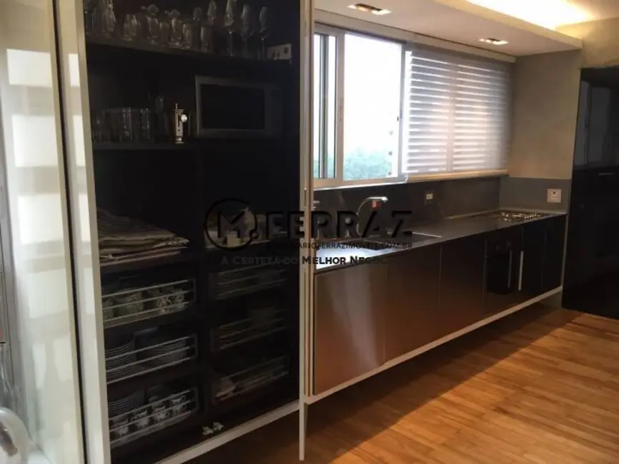 Apartamento com 2 quartos à venda e para alugar, 187m2 em Jardim Europa, São Paulo - SP - imagem 8 Foto 8 de Apartamento com 2 quartos à venda e para alugar, 187m2 em Jardim Europa, São Paulo - SP
