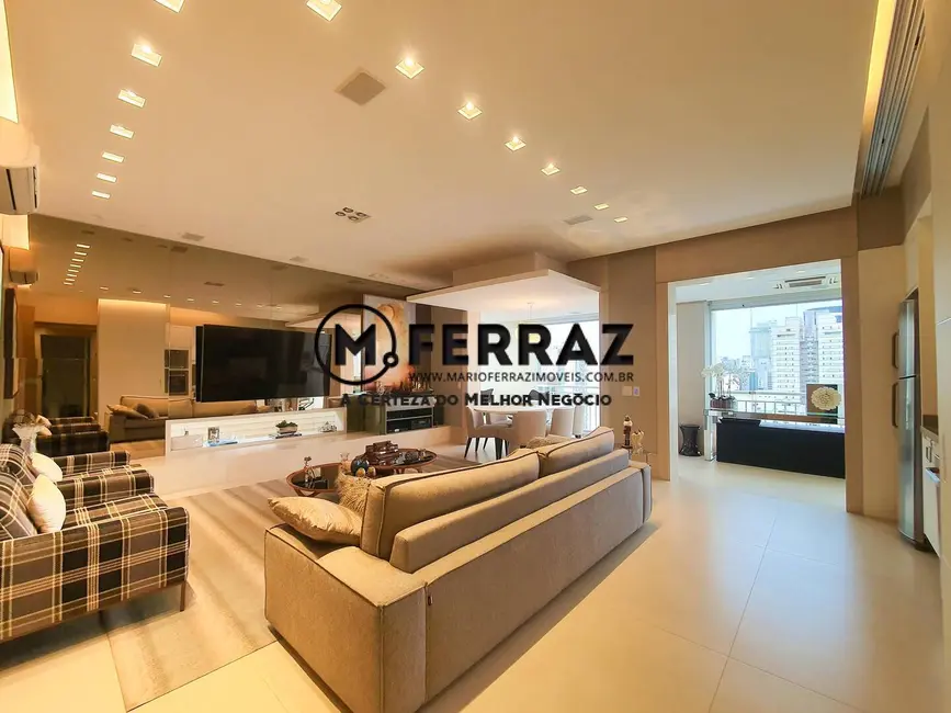 Foto 2 de Apartamento com 2 quartos à venda, 144m2 em Itaim Bibi, São Paulo - SP