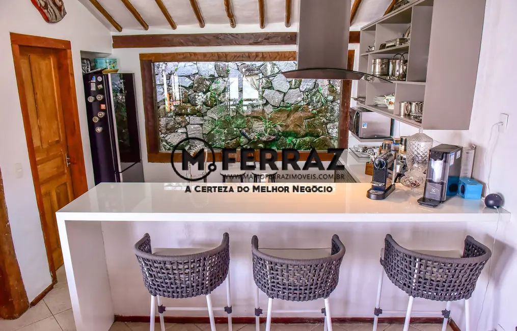 Foto 8 de Casa com 5 quartos à venda, 300m2 em Ilhabela - SP