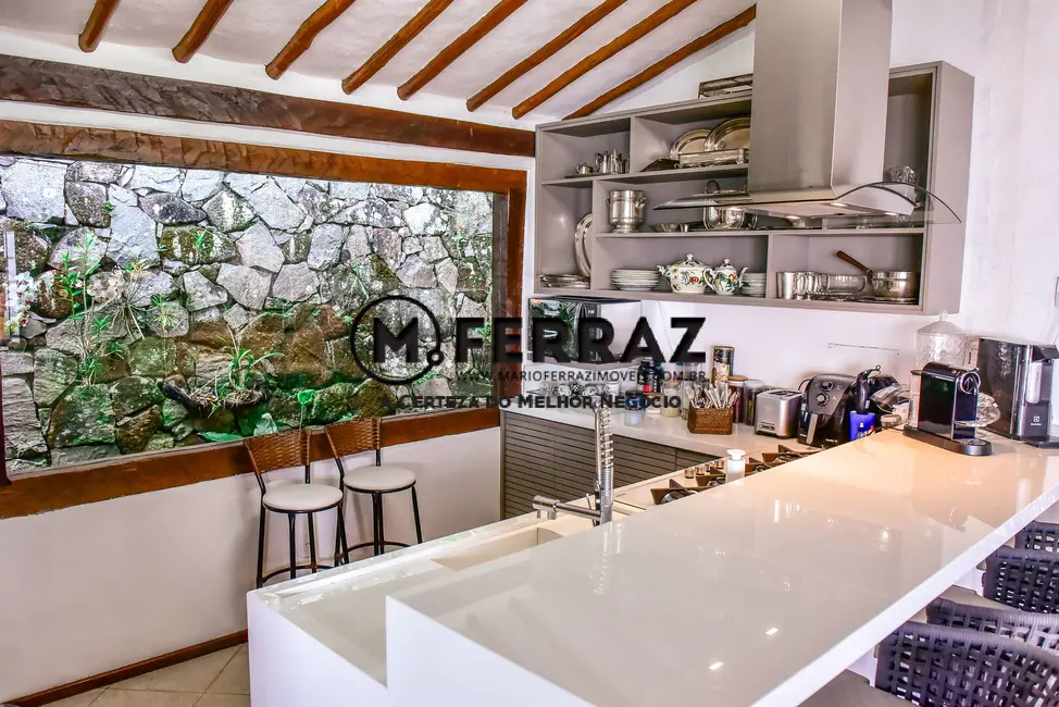 Foto 7 de Casa com 5 quartos à venda, 300m2 em Ilhabela - SP