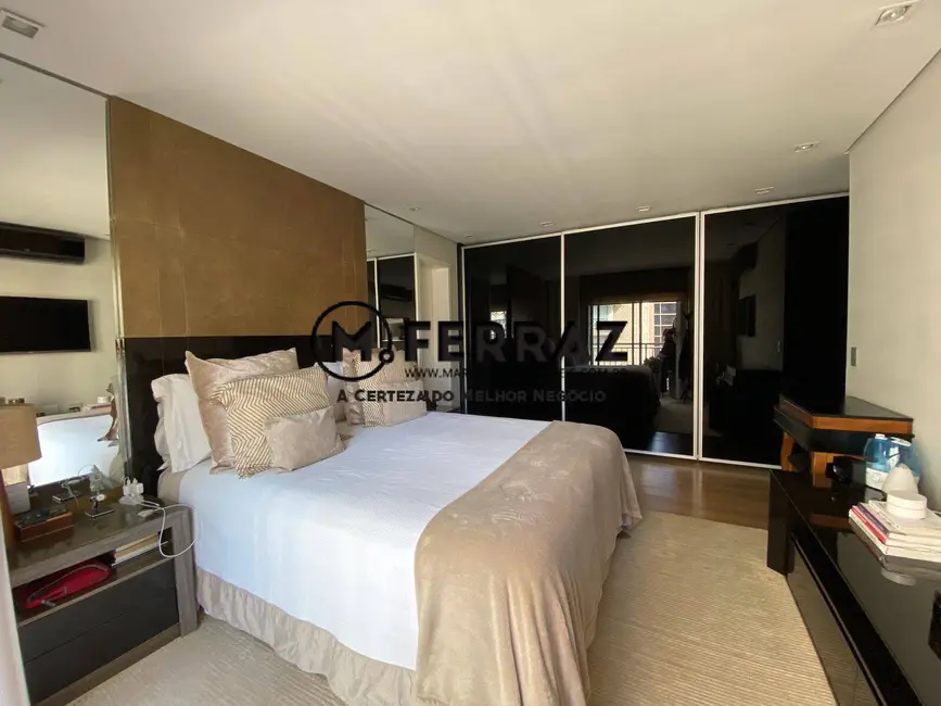 Apartamento com 3 quartos à venda, 185m2 em Itaim Bibi, São Paulo - SP - imagem 9 Foto 9 de Apartamento com 3 quartos à venda, 185m2 em Itaim Bibi, São Paulo - SP