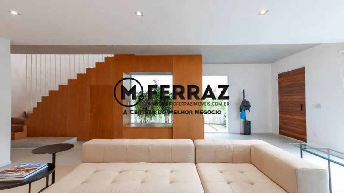 Foto 2 de Casa com 3 quartos à venda, 378m2 em Jardim Luzitânia, São Paulo - SP