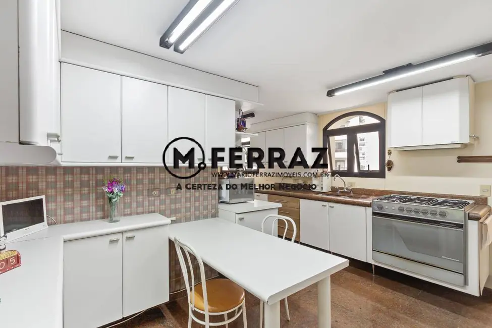 Foto 9 de Apartamento com 3 quartos à venda, 269m2 em Jardim América, São Paulo - SP