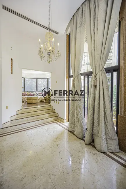 Foto 2 de Apartamento com 3 quartos à venda, 269m2 em Jardim América, São Paulo - SP