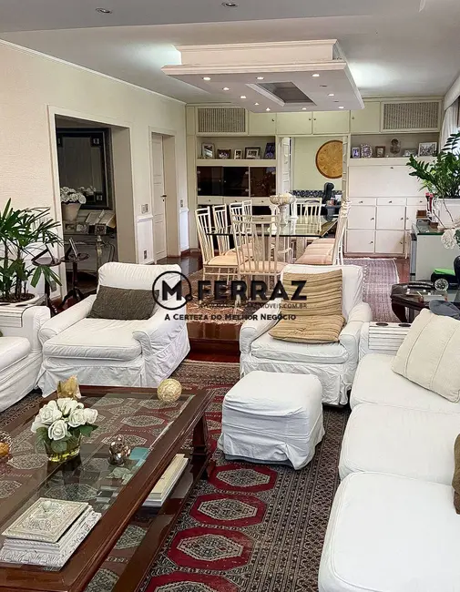 Foto 2 de Apartamento com 4 quartos à venda, 266m2 em Vila Nova Conceição, São Paulo - SP