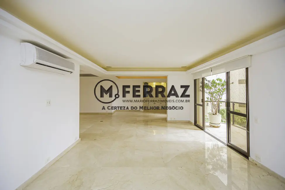 Foto 3 de Apartamento com 3 quartos para alugar, 225m2 em Jardim Europa, São Paulo - SP