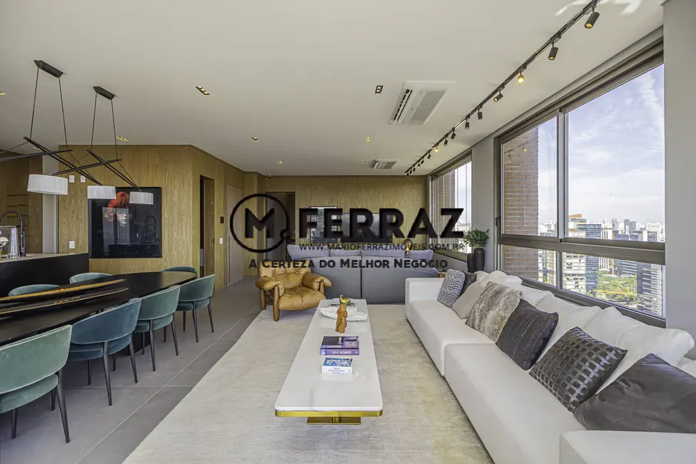 Foto 9 de Apartamento com 3 quartos à venda, 191m2 em Itaim Bibi, São Paulo - SP