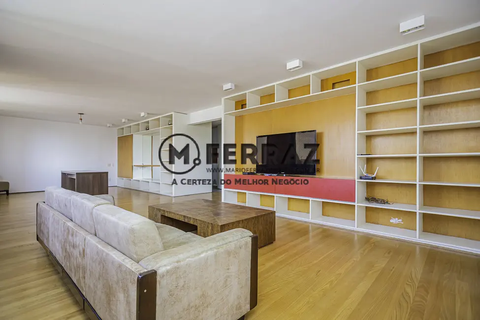 Apartamento com 3 quartos à venda, 164m2 em Jardim Paulistano, São Paulo - SP - imagem 8 Foto 8 de Apartamento com 3 quartos à venda, 164m2 em Jardim Paulistano, São Paulo - SP