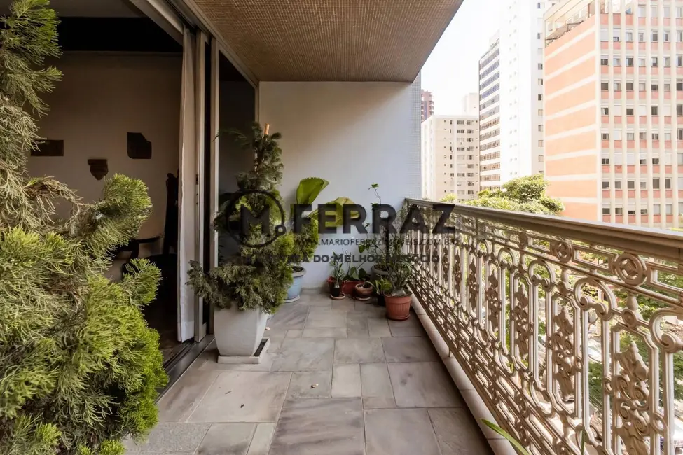 Apartamento com 3 quartos à venda e para alugar, 330m2 em Itaim Bibi, São Paulo - SP - imagem 4 Foto 4 de Apartamento com 3 quartos à venda e para alugar, 330m2 em Itaim Bibi, São Paulo - SP