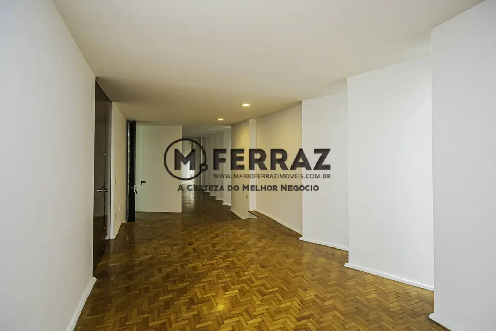 Apartamento com 3 quartos para alugar, 194m2 em Jardim América, São Paulo - SP - imagem 7 Foto 7 de Apartamento com 3 quartos para alugar, 194m2 em Jardim América, São Paulo - SP