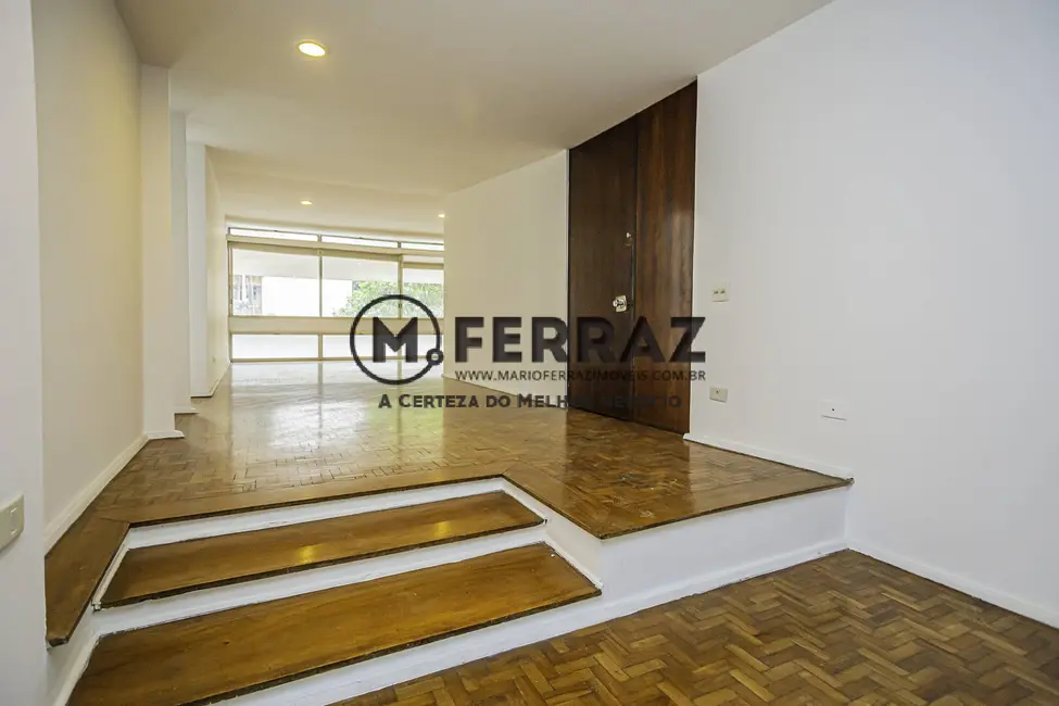 Apartamento com 3 quartos para alugar, 194m2 em Jardim América, São Paulo - SP - imagem 1 Foto 1 de Apartamento com 3 quartos para alugar, 194m2 em Jardim América, São Paulo - SP