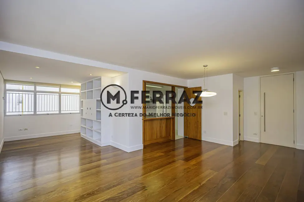 Foto 1 de Apartamento com 3 quartos à venda e para alugar, 130m2 em Jardim Europa, São Paulo - SP