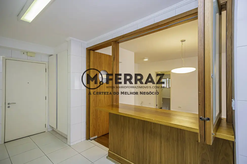 Apartamento com 3 quartos à venda e para alugar, 130m2 em Jardim Europa, São Paulo - SP - imagem 9 Foto 9 de Apartamento com 3 quartos à venda e para alugar, 130m2 em Jardim Europa, São Paulo - SP