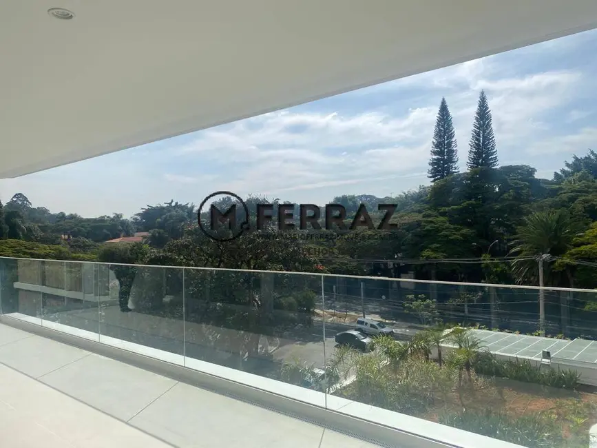 Apartamento com 3 quartos à venda, 227m2 em Moema, São Paulo - SP - imagem 2 Foto 2 de Apartamento com 3 quartos à venda, 227m2 em Moema, São Paulo - SP