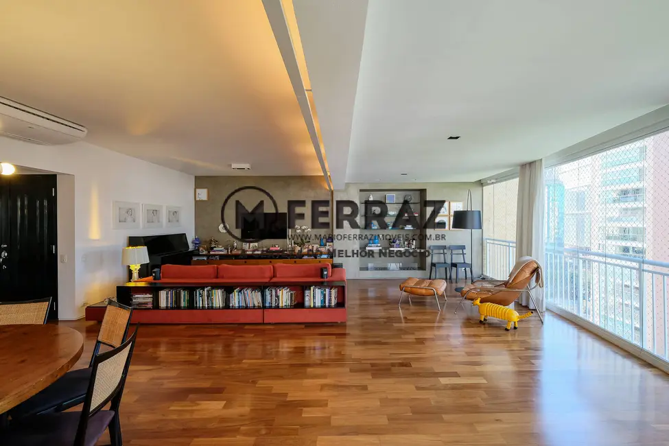 Foto 1 de Apartamento com 3 quartos à venda, 185m2 em Itaim Bibi, São Paulo - SP