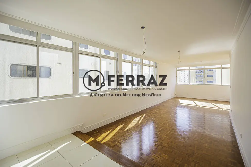 Foto 1 de Apartamento com 3 quartos à venda, 240m2 em Jardim Paulista, São Paulo - SP