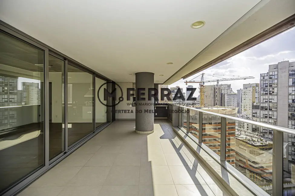 Apartamento com 4 quartos à venda, 252m2 em Vila Nova Conceição, São Paulo - SP - imagem 8 Foto 8 de Apartamento com 4 quartos à venda, 252m2 em Vila Nova Conceição, São Paulo - SP