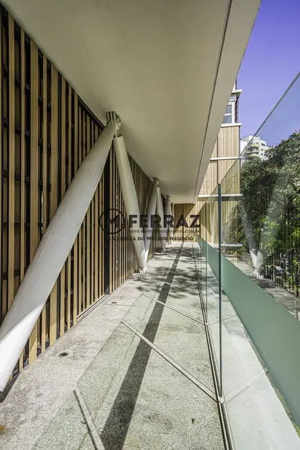 Apartamento com 3 quartos à venda, 186m2 em Moema, São Paulo - SP - imagem 8 Foto 8 de Apartamento com 3 quartos à venda, 186m2 em Moema, São Paulo - SP