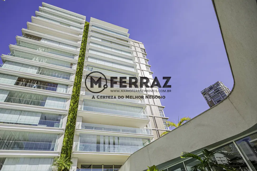 Apartamento com 3 quartos à venda, 186m2 em Moema, São Paulo - SP - imagem 4 Foto 4 de Apartamento com 3 quartos à venda, 186m2 em Moema, São Paulo - SP