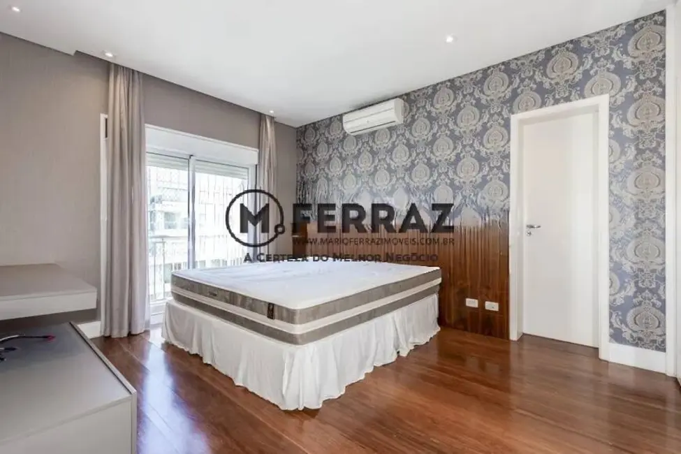 Foto 6 de Apartamento com 4 quartos à venda, 185m2 em Itaim Bibi, São Paulo - SP