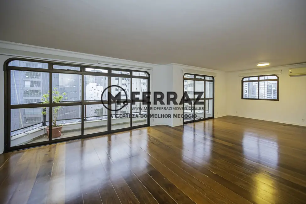 Foto 4 de Apartamento com 3 quartos à venda e para alugar, 210m2 em Itaim Bibi, São Paulo - SP