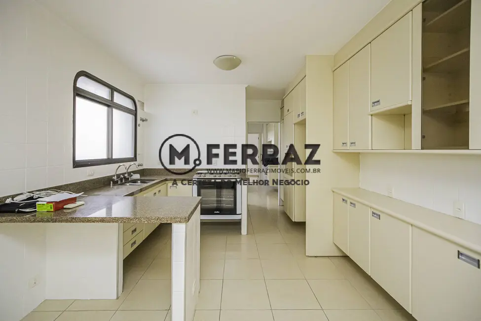 Foto 7 de Apartamento com 3 quartos à venda e para alugar, 210m2 em Itaim Bibi, São Paulo - SP