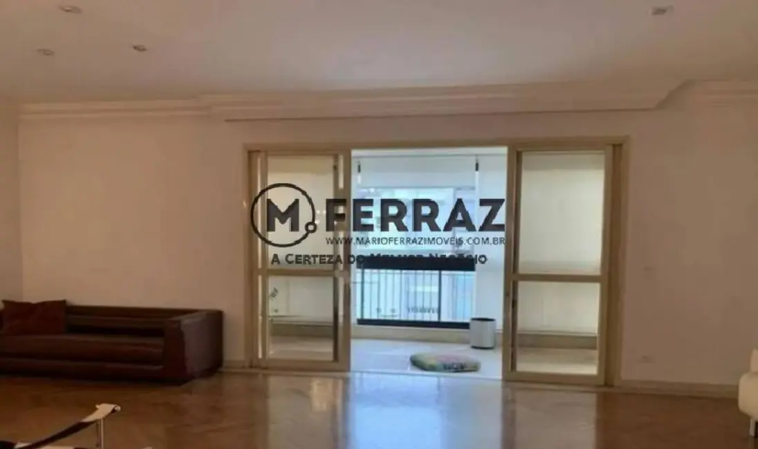 Foto 3 de Apartamento com 3 quartos à venda, 208m2 em Itaim Bibi, São Paulo - SP