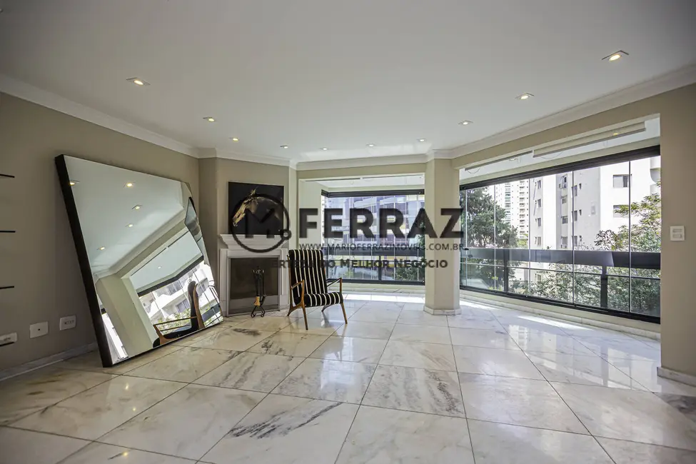 Foto 2 de Apartamento com 2 quartos à venda, 145m2 em Itaim Bibi, São Paulo - SP