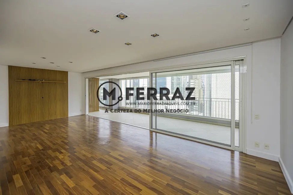 Foto 2 de Apartamento com 4 quartos à venda e para alugar, 223m2 em Itaim Bibi, São Paulo - SP