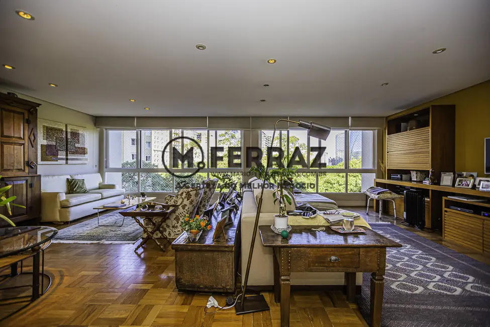 Apartamento com 3 quartos à venda, 200m2 em Itaim Bibi, São Paulo - SP - imagem 2 Foto 2 de Apartamento com 3 quartos à venda, 200m2 em Itaim Bibi, São Paulo - SP