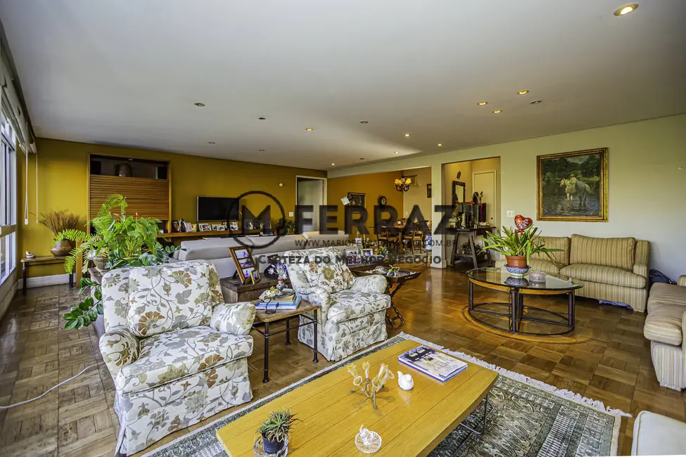 Apartamento com 3 quartos à venda, 200m2 em Itaim Bibi, São Paulo - SP - imagem 4 Foto 4 de Apartamento com 3 quartos à venda, 200m2 em Itaim Bibi, São Paulo - SP