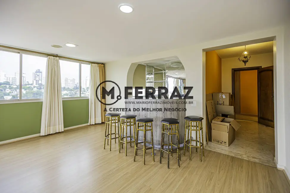 Foto 8 de Apartamento com 4 quartos à venda, 260m2 em Pacaembu, São Paulo - SP