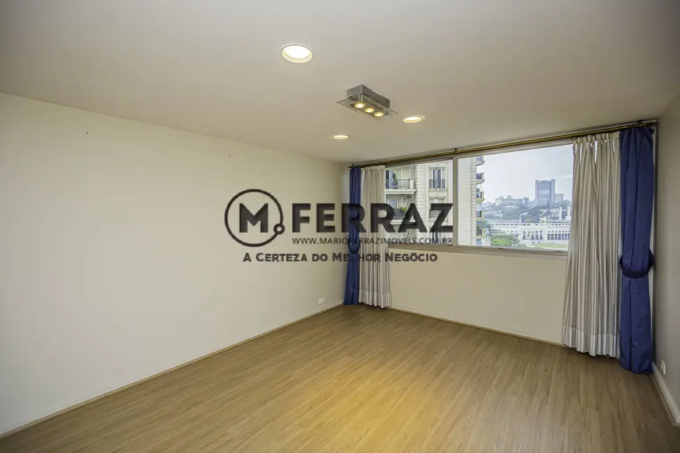 Foto 9 de Apartamento com 4 quartos à venda, 260m2 em Pacaembu, São Paulo - SP