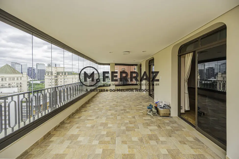 Foto 3 de Apartamento com 4 quartos à venda, 400m2 em Itaim Bibi, São Paulo - SP