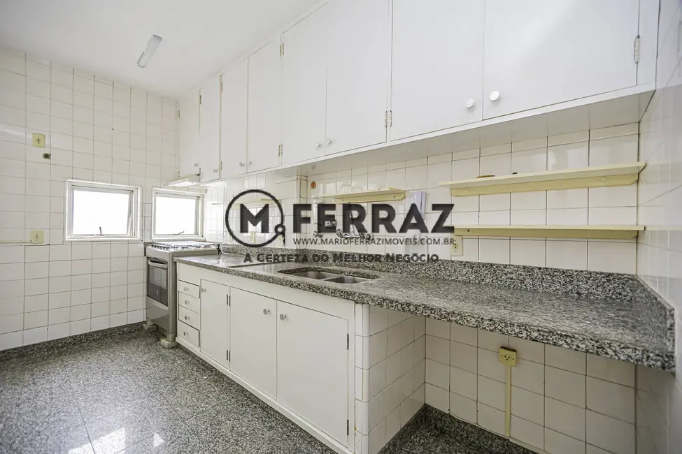 Apartamento com 3 quartos à venda, 130m2 em Jardim Europa, São Paulo - SP - imagem 8 Foto 8 de Apartamento com 3 quartos à venda, 130m2 em Jardim Europa, São Paulo - SP