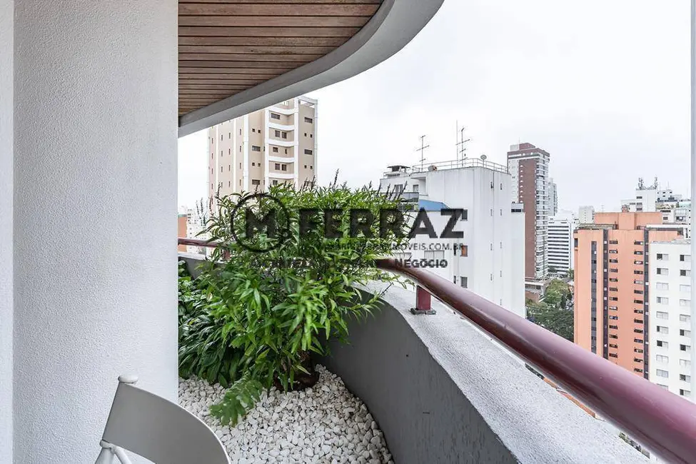 Apartamento com 3 quartos à venda, 116m2 em Moema, São Paulo - SP - imagem 6 Foto 6 de Apartamento com 3 quartos à venda, 116m2 em Moema, São Paulo - SP