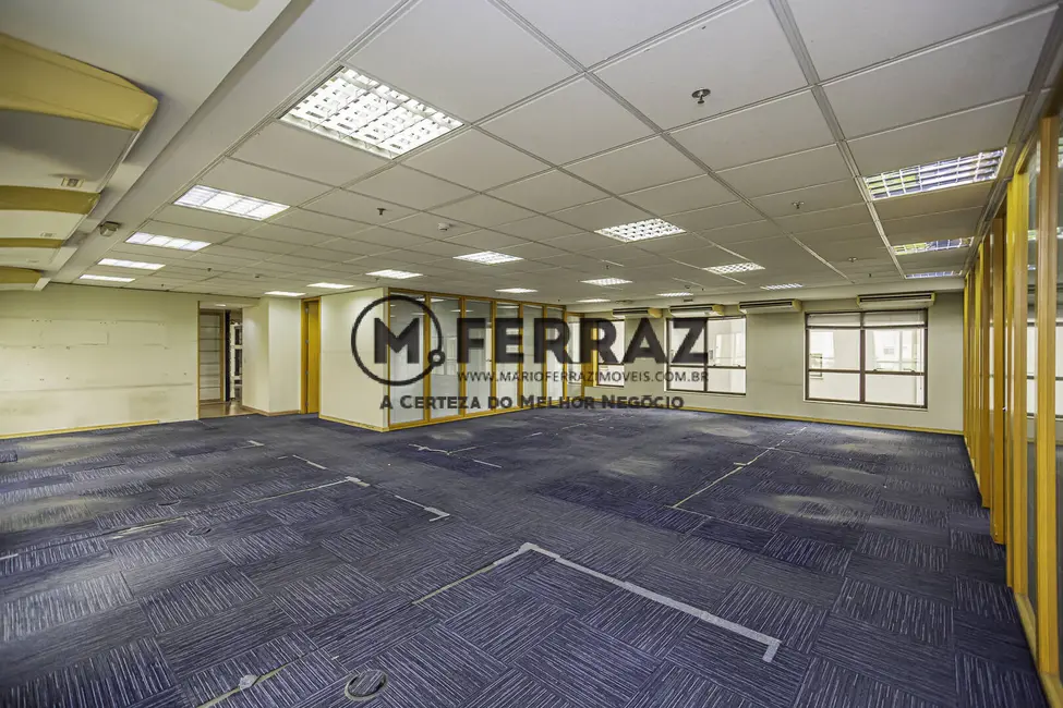 Sala Comercial para alugar, 227m2 em Vila Olímpia, São Paulo - SP - imagem 4 Foto 4 de Sala Comercial para alugar, 227m2 em Vila Olímpia, São Paulo - SP