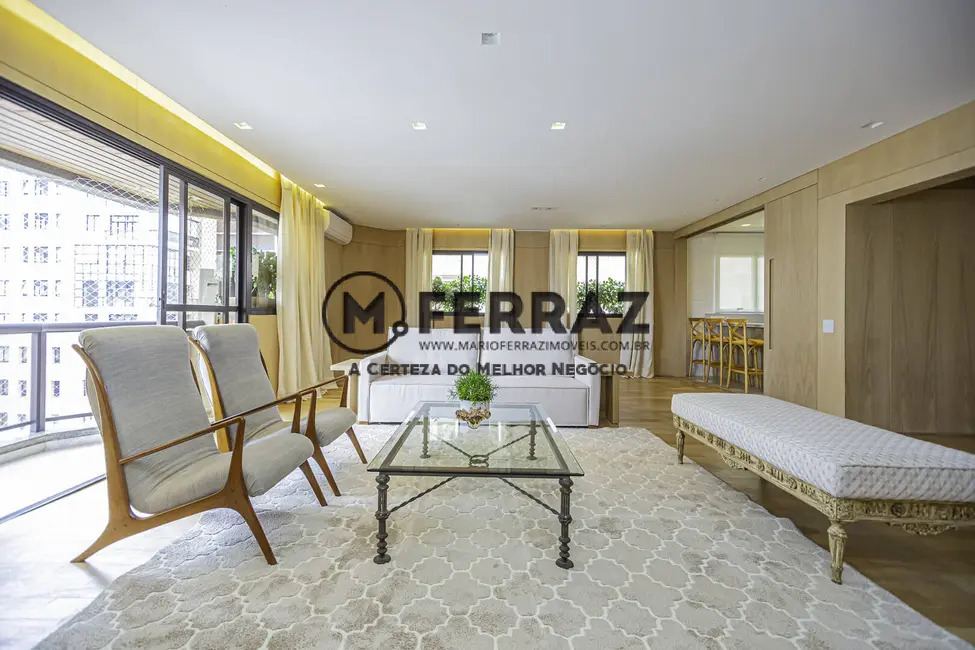 Foto 2 de Apartamento com 3 quartos à venda, 200m2 em Itaim Bibi, São Paulo - SP