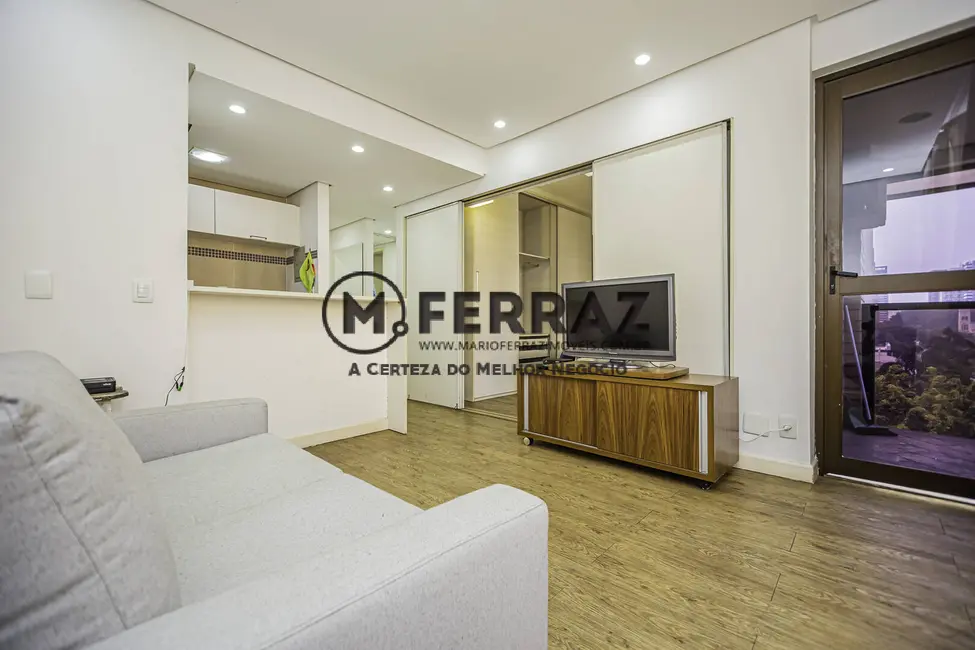Loft / Flat com 1 quarto à venda e para alugar, 42m2 em Moema, São Paulo - SP - imagem 5 Foto 5 de Loft / Flat com 1 quarto à venda e para alugar, 42m2 em Moema, São Paulo - SP