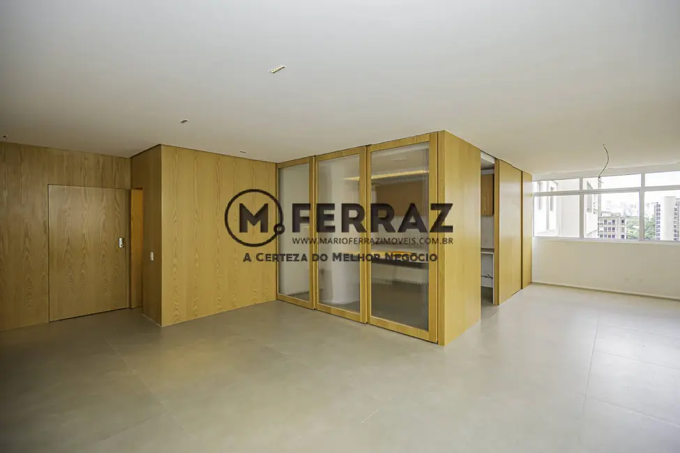 Apartamento com 3 quartos à venda, 134m2 em Jardim Europa, São Paulo - SP - imagem 3 Foto 3 de Apartamento com 3 quartos à venda, 134m2 em Jardim Europa, São Paulo - SP